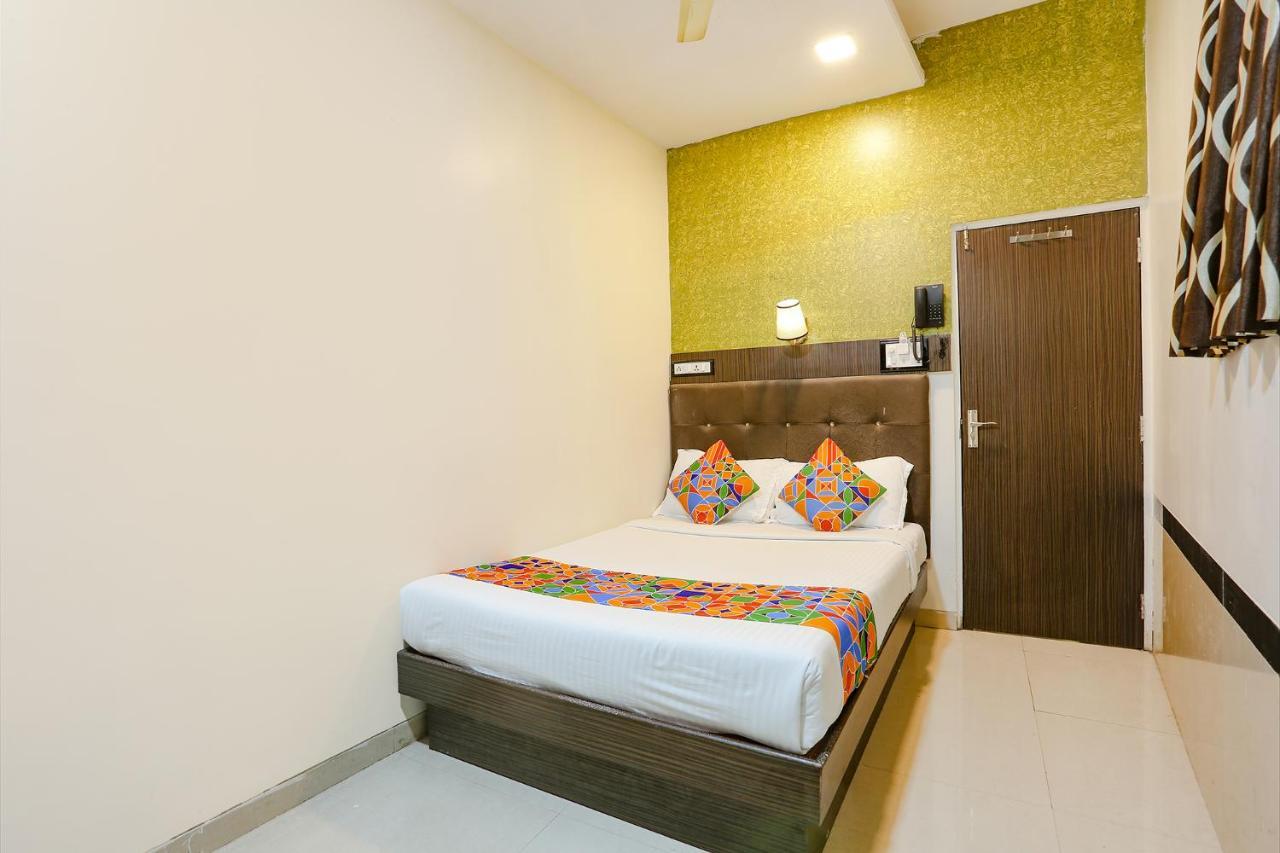 Hotel Aksa Powai ムンバイ エクステリア 写真
