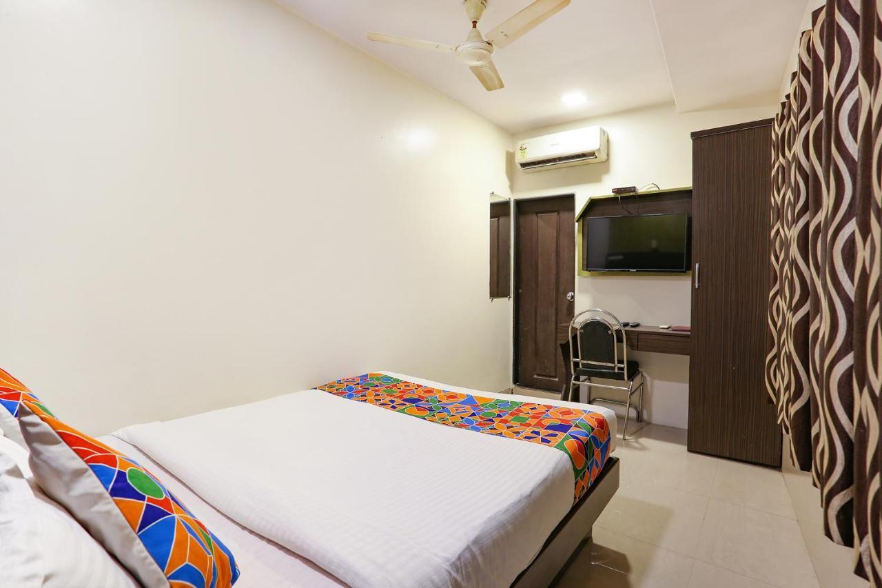 Hotel Aksa Powai ムンバイ エクステリア 写真