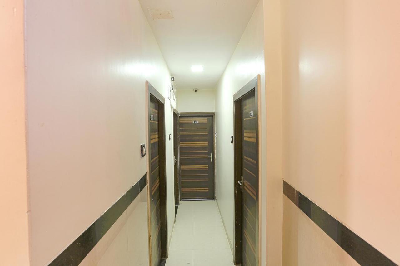 Hotel Aksa Powai ムンバイ エクステリア 写真