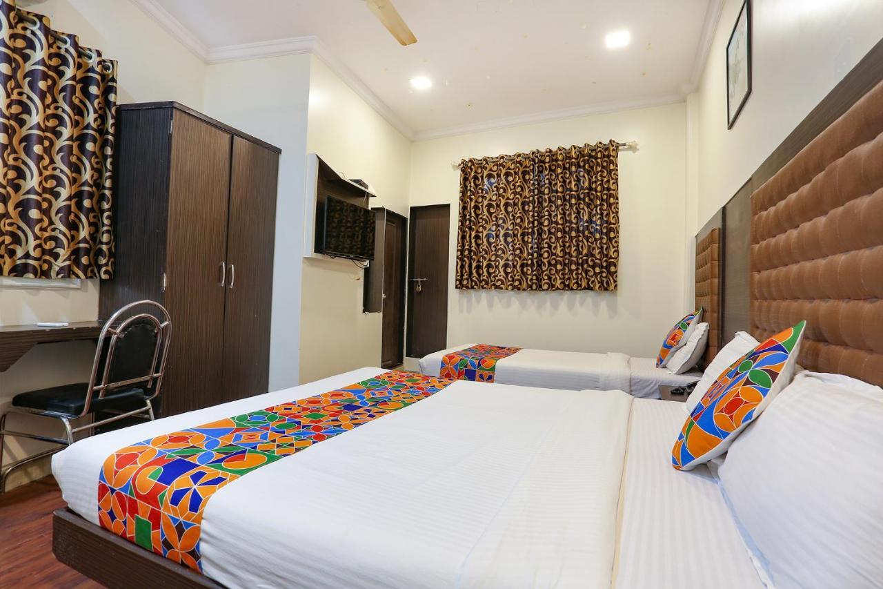 Hotel Aksa Powai ムンバイ エクステリア 写真